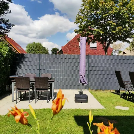 Heimelige Nesco Mit Balkon Und Garten Lejlighed Aurich