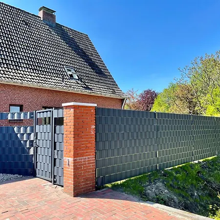 Heimelige Nesco Mit Balkon Und Garten Lejlighed Aurich