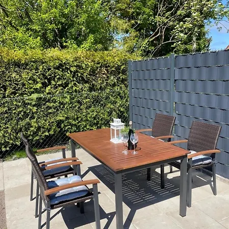 Heimelige Nesco Mit Balkon Und Garten * Aurich